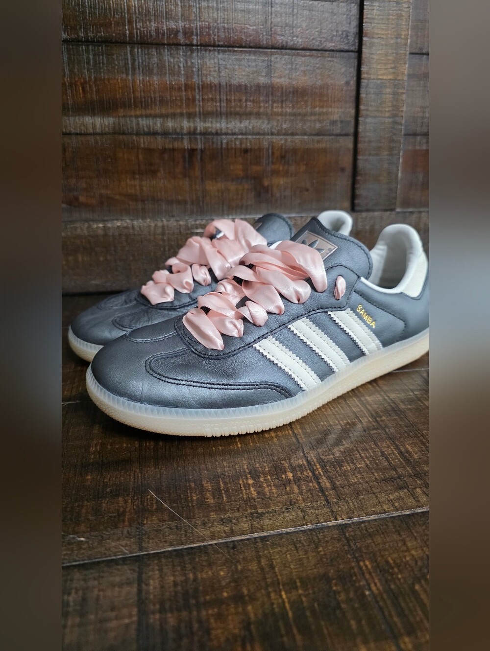 ADIDAS Samba OG‎ Black Leather Pink Satin Ribbon Laces Gold Logo Womens 6.5